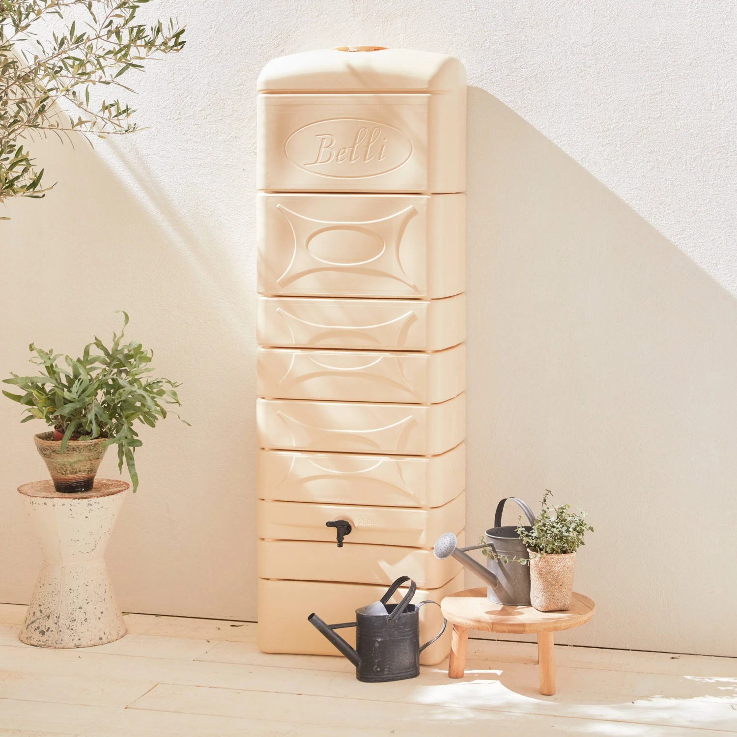 Récupérateur D'eau Mural Chastang 300L (lot De 2) Couleur : Beige 3 Récupérateur D'eau Mural Chastang 300L (lot De 2) Couleur : Beige – Image 3