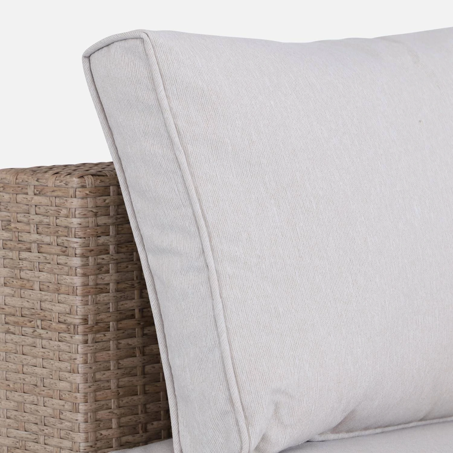 Fauteuil De Jardin + Repose Pieds, Résine Tressée Couleur : Beige / Beige 4 Fauteuil De Jardin + Repose Pieds, Résine Tressée Couleur : Beige / Beige – Image 4